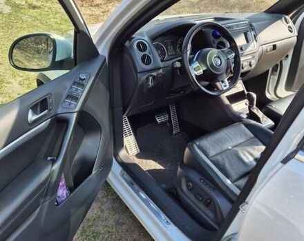 Білий Фольксваген Тігуан, об'ємом двигуна 1.98 л та пробігом 196 тис. км за 12900 $, фото 4 на Automoto.ua