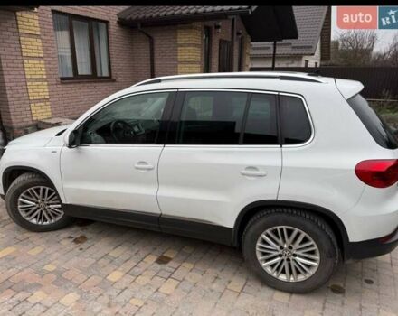 Белый Фольксваген Тигуан, объемом двигателя 1.97 л и пробегом 199 тыс. км за 15700 $, фото 3 на Automoto.ua