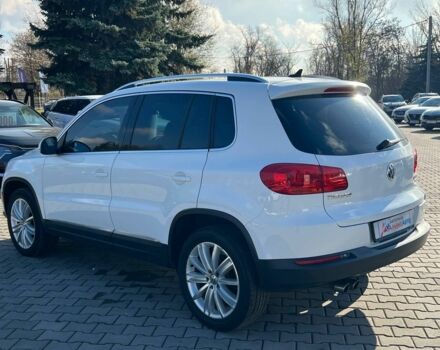 Белый Фольксваген Тигуан, объемом двигателя 2 л и пробегом 162 тыс. км за 12999 $, фото 4 на Automoto.ua