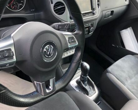 Білий Фольксваген Тігуан, об'ємом двигуна 2 л та пробігом 142 тис. км за 9200 $, фото 16 на Automoto.ua