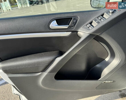 Белый Фольксваген Тигуан, объемом двигателя 1.98 л и пробегом 153 тыс. км за 15800 $, фото 8 на Automoto.ua