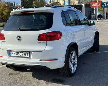 Белый Фольксваген Тигуан, объемом двигателя 1.98 л и пробегом 153 тыс. км за 15800 $, фото 3 на Automoto.ua