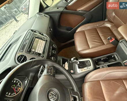 Білий Фольксваген Тігуан, об'ємом двигуна 1.97 л та пробігом 279 тис. км за 12999 $, фото 41 на Automoto.ua