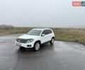 Белый Фольксваген Тигуан, объемом двигателя 2.01 л и пробегом 122 тыс. км за 12300 $, фото 4 на Automoto.ua