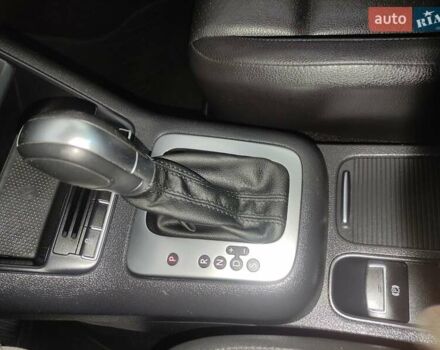 Білий Фольксваген Тігуан, об'ємом двигуна 2 л та пробігом 136 тис. км за 11800 $, фото 28 на Automoto.ua