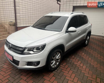 Белый Фольксваген Тигуан, объемом двигателя 2 л и пробегом 176 тыс. км за 15850 $, фото 5 на Automoto.ua