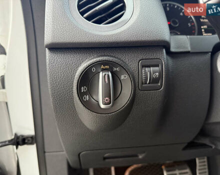 Білий Фольксваген Тігуан, об'ємом двигуна 1.97 л та пробігом 292 тис. км за 16900 $, фото 21 на Automoto.ua