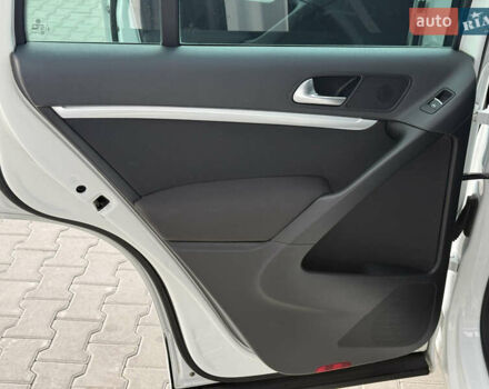 Білий Фольксваген Тігуан, об'ємом двигуна 1.97 л та пробігом 292 тис. км за 16900 $, фото 18 на Automoto.ua