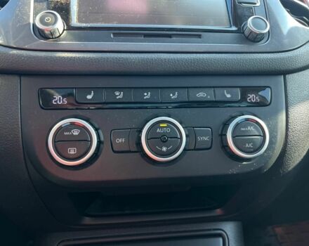 Белый Фольксваген Тигуан, объемом двигателя 2 л и пробегом 162 тыс. км за 12999 $, фото 11 на Automoto.ua