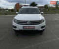 Белый Фольксваген Тигуан, объемом двигателя 2 л и пробегом 161 тыс. км за 12750 $, фото 1 на Automoto.ua