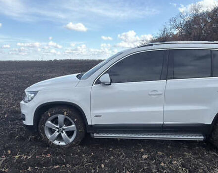 Белый Фольксваген Тигуан, объемом двигателя 1.97 л и пробегом 278 тыс. км за 15700 $, фото 4 на Automoto.ua