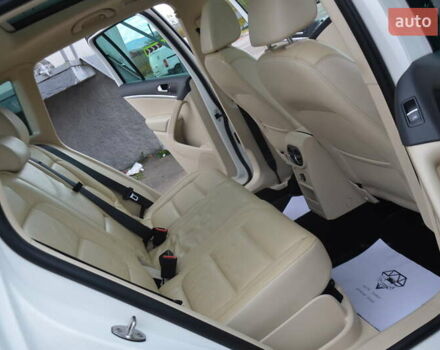 Белый Фольксваген Тигуан, объемом двигателя 2 л и пробегом 156 тыс. км за 12750 $, фото 67 на Automoto.ua