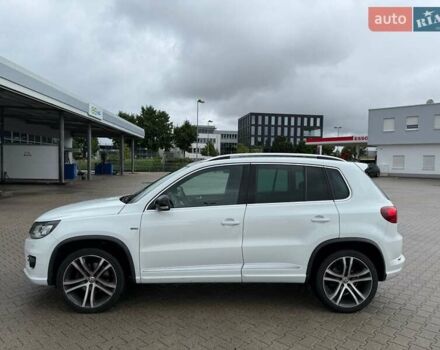 Белый Фольксваген Тигуан, объемом двигателя 1.98 л и пробегом 178 тыс. км за 14514 $, фото 1 на Automoto.ua