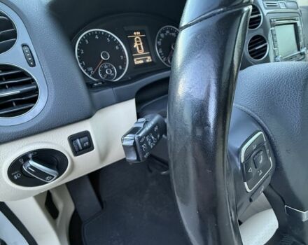 Білий Фольксваген Тігуан, об'ємом двигуна 2 л та пробігом 122 тис. км за 12200 $, фото 19 на Automoto.ua