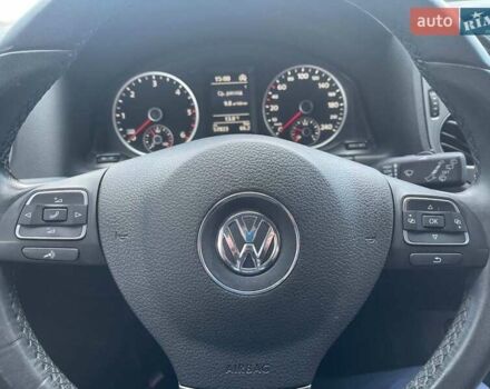 Белый Фольксваген Тигуан, объемом двигателя 1.97 л и пробегом 75 тыс. км за 18000 $, фото 8 на Automoto.ua