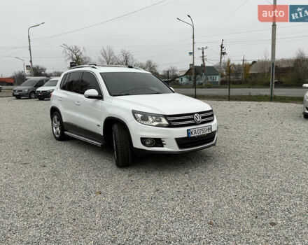 Білий Фольксваген Тігуан, об'ємом двигуна 1.97 л та пробігом 279 тис. км за 12999 $, фото 2 на Automoto.ua