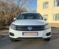 Білий Фольксваген Тігуан, об'ємом двигуна 2 л та пробігом 220 тис. км за 259 $, фото 3 на Automoto.ua