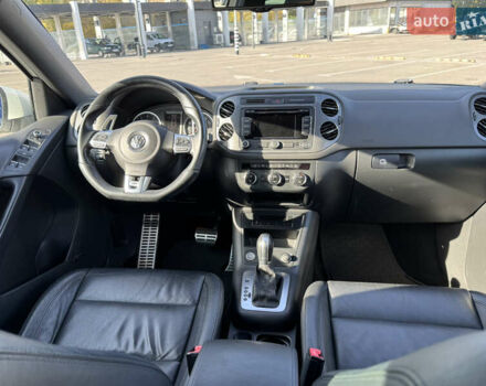 Белый Фольксваген Тигуан, объемом двигателя 1.98 л и пробегом 153 тыс. км за 15800 $, фото 13 на Automoto.ua