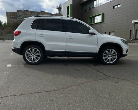 Белый Фольксваген Тигуан, объемом двигателя 2 л и пробегом 162 тыс. км за 13000 $, фото 9 на Automoto.ua