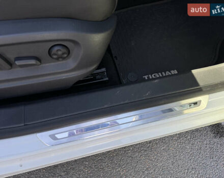 Белый Фольксваген Тигуан, объемом двигателя 1.98 л и пробегом 153 тыс. км за 15800 $, фото 10 на Automoto.ua