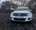 Белый Фольксваген Тигуан, объемом двигателя 1.97 л и пробегом 278 тыс. км за 15700 $, фото 2 на Automoto.ua