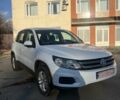 Білий Фольксваген Тігуан, об'ємом двигуна 2 л та пробігом 220 тис. км за 259 $, фото 4 на Automoto.ua