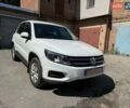 Білий Фольксваген Тігуан, об'ємом двигуна 1.97 л та пробігом 243 тис. км за 10999 $, фото 5 на Automoto.ua