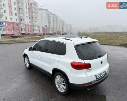Белый Фольксваген Тигуан, объемом двигателя 1.98 л и пробегом 122 тыс. км за 12300 $, фото 7 на Automoto.ua