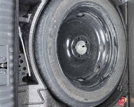 Белый Фольксваген Тигуан, объемом двигателя 1.97 л и пробегом 278 тыс. км за 15700 $, фото 12 на Automoto.ua