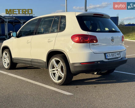 Белый Фольксваген Тигуан, объемом двигателя 1.98 л и пробегом 162 тыс. км за 12300 $, фото 4 на Automoto.ua