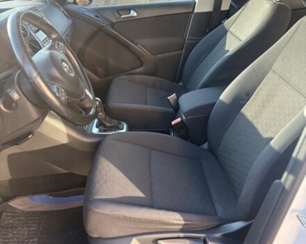 Білий Фольксваген Тігуан, об'ємом двигуна 2 л та пробігом 220 тис. км за 259 $, фото 18 на Automoto.ua