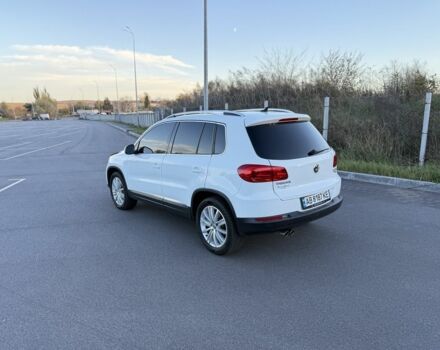 Білий Фольксваген Тігуан, об'ємом двигуна 2 л та пробігом 122 тис. км за 12200 $, фото 7 на Automoto.ua