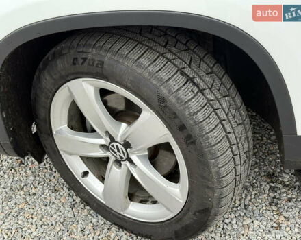 Білий Фольксваген Тігуан, об'ємом двигуна 1.97 л та пробігом 279 тис. км за 12999 $, фото 14 на Automoto.ua