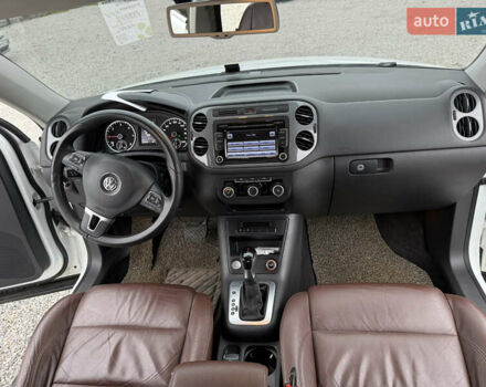 Білий Фольксваген Тігуан, об'ємом двигуна 1.97 л та пробігом 279 тис. км за 12999 $, фото 29 на Automoto.ua