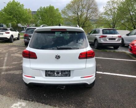 Білий Фольксваген Тігуан, об'ємом двигуна 2 л та пробігом 142 тис. км за 9200 $, фото 10 на Automoto.ua