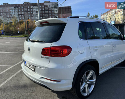 Белый Фольксваген Тигуан, объемом двигателя 1.98 л и пробегом 153 тыс. км за 15800 $, фото 4 на Automoto.ua