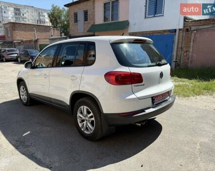 Білий Фольксваген Тігуан, об'ємом двигуна 1.97 л та пробігом 243 тис. км за 10999 $, фото 3 на Automoto.ua