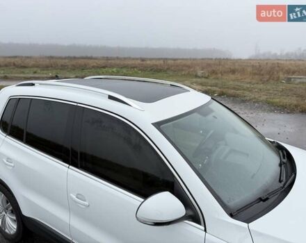 Белый Фольксваген Тигуан, объемом двигателя 2.01 л и пробегом 122 тыс. км за 12300 $, фото 10 на Automoto.ua