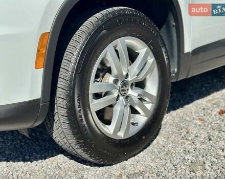 Белый Фольксваген Тигуан, объемом двигателя 2 л и пробегом 228 тыс. км за 12550 $, фото 12 на Automoto.ua