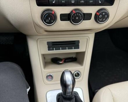 Белый Фольксваген Тигуан, объемом двигателя 2.01 л и пробегом 122 тыс. км за 12300 $, фото 23 на Automoto.ua