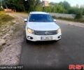 Белый Фольксваген Тигуан, объемом двигателя 2 л и пробегом 170 тыс. км за 10000 $, фото 1 на Automoto.ua