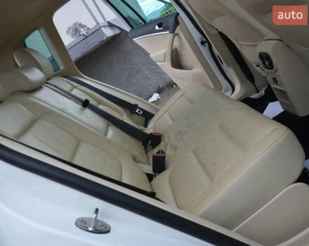 Белый Фольксваген Тигуан, объемом двигателя 2 л и пробегом 156 тыс. км за 12750 $, фото 56 на Automoto.ua