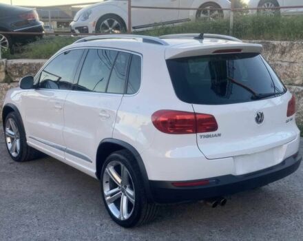 Білий Фольксваген Тігуан, об'ємом двигуна 2 л та пробігом 90 тис. км за 9500 $, фото 6 на Automoto.ua