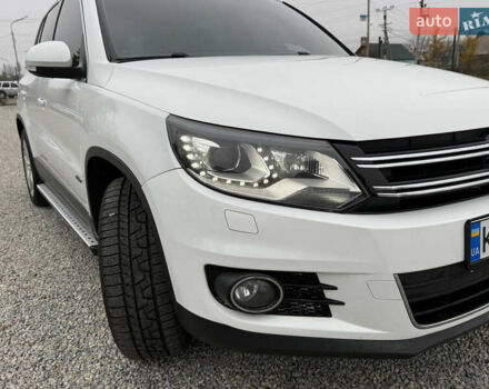 Білий Фольксваген Тігуан, об'ємом двигуна 1.97 л та пробігом 279 тис. км за 12999 $, фото 17 на Automoto.ua