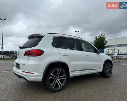 Белый Фольксваген Тигуан, объемом двигателя 1.98 л и пробегом 178 тыс. км за 14514 $, фото 4 на Automoto.ua