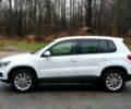 Білий Фольксваген Тігуан, об'ємом двигуна 2 л та пробігом 83 тис. км за 7900 $, фото 2 на Automoto.ua