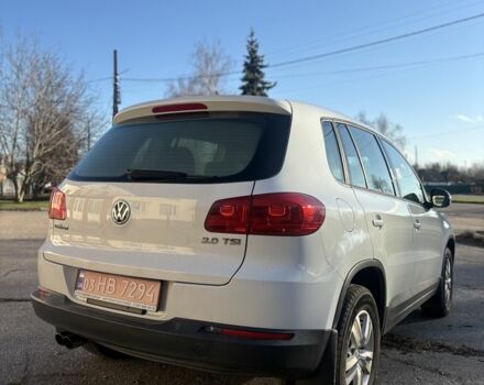 Білий Фольксваген Тігуан, об'ємом двигуна 2 л та пробігом 220 тис. км за 259 $, фото 8 на Automoto.ua