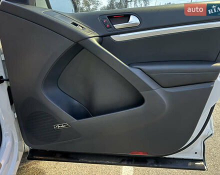 Белый Фольксваген Тигуан, объемом двигателя 1.98 л и пробегом 154 тыс. км за 14999 $, фото 10 на Automoto.ua