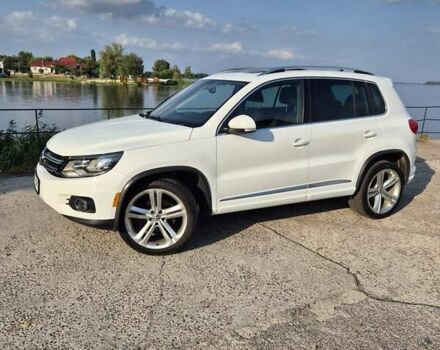 Білий Фольксваген Тігуан, об'ємом двигуна 1.98 л та пробігом 196 тис. км за 12900 $, фото 30 на Automoto.ua