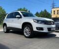 Белый Фольксваген Тигуан, объемом двигателя 1.98 л и пробегом 178 тыс. км за 15000 $, фото 1 на Automoto.ua